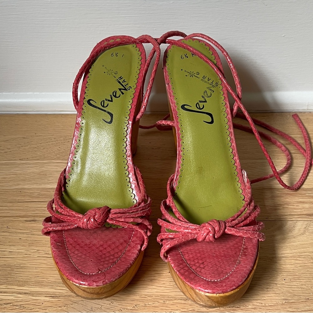 Vintage pink & green leather snakeskin platform sandal with wooden heel and ties